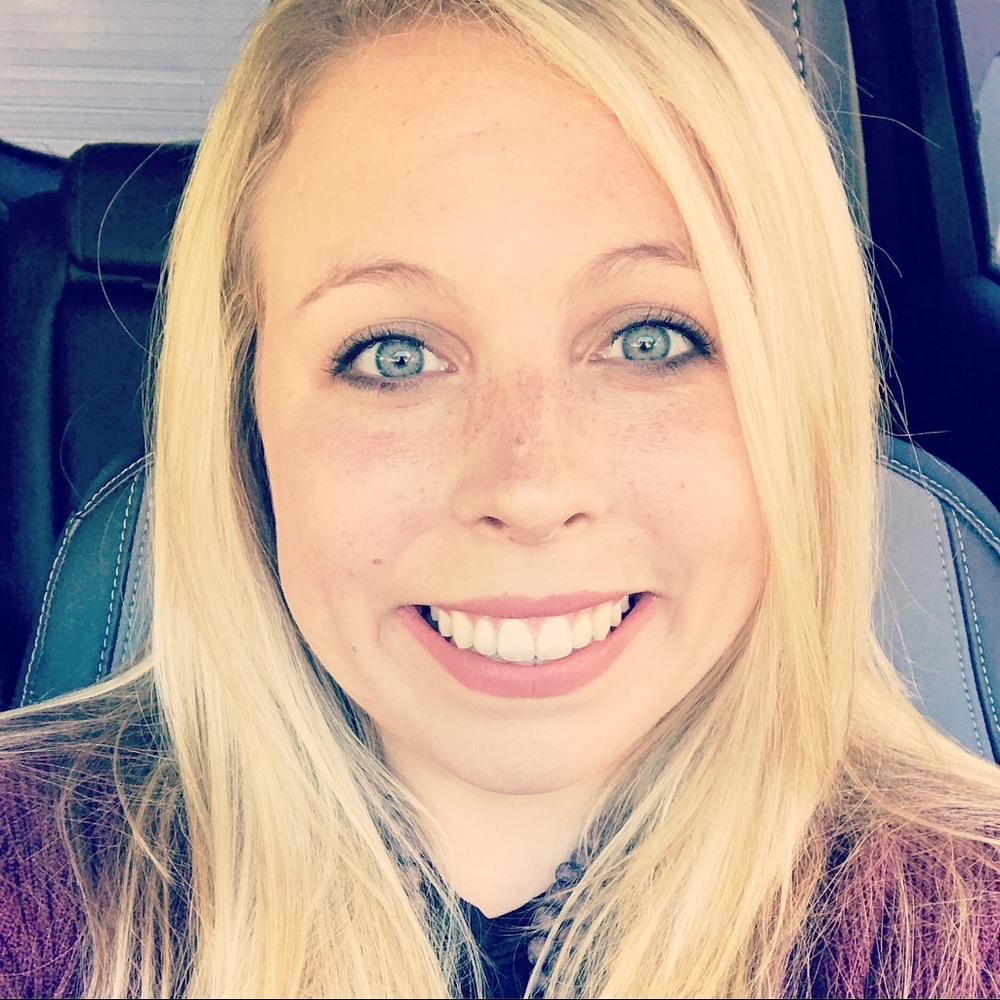 Meet your Posher, Stephanie